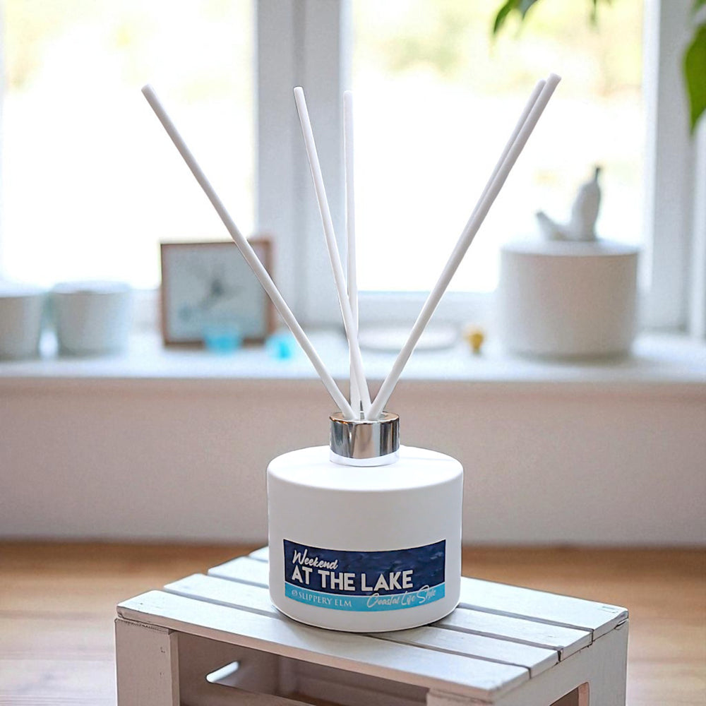 Weekends Aromatic Reed Diffuser (4.3oz)